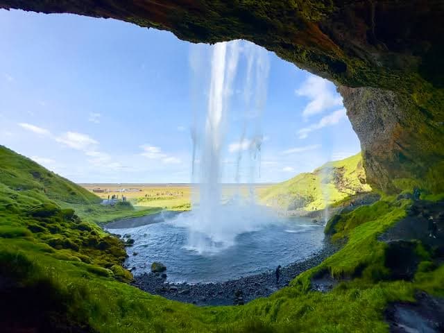 Iceland Ring Road & Northern Lights — 3