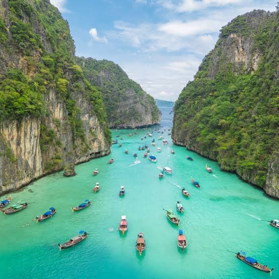 Thailand Highlights: Bangkok & Phuket